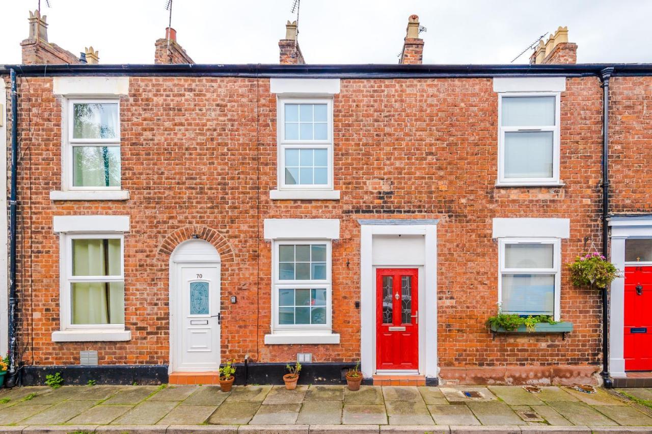 New! Gorgeous 2-Bed Home In Chester City Centre By 53 Degrees Property - Incredible Location, Ideal For Small Groups - Sleeps 6! Екстер'єр фото
